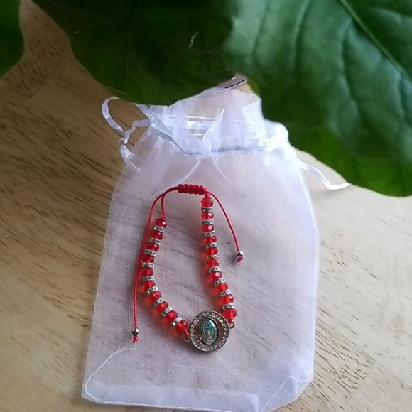 NWOT Religious Red Adjustable Bracelet - Picture 4 of 4
